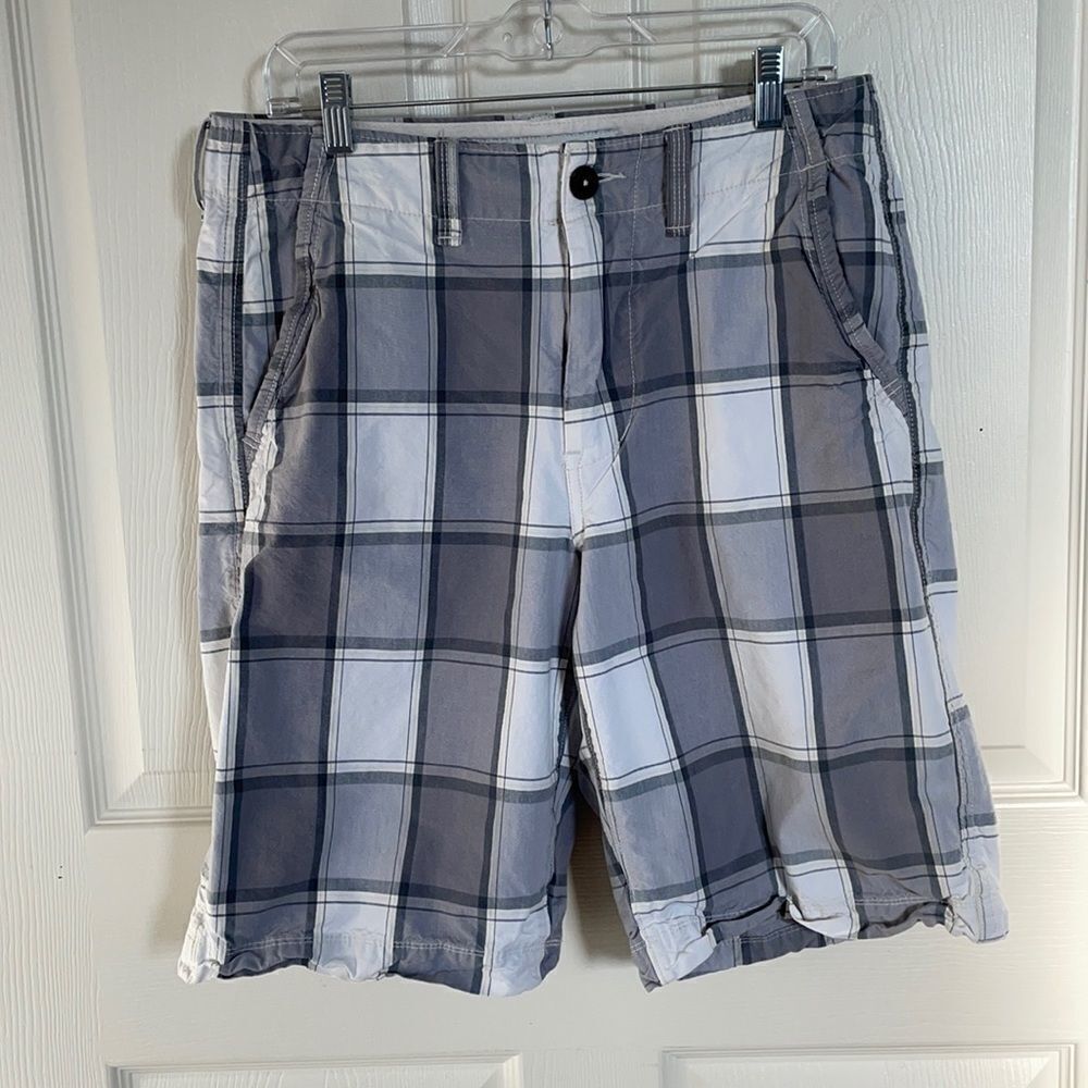American Eagle Outfitters longer length short, 31